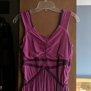 Athleta empire waist berry pink dress